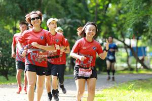 BIB: 0018, 0320
                            <button type="button" onclick="openModal(5130971)" class="btn btn-primary btn-sm float-right btn-popup" data-toggle="modal" data-target=".modal-high-quality">
                        <i class="fas fa-shopping-cart"></i> Add to Cart
                    </button>
                                            <button type="button" onclick="isThisMe(5130971, true)" class="btn btn-success btn-sm float-right btn-popup btn-isme hidden" data-toggle="tooltip" data-placement="bottom" title="นี่คือรูปของคุณใช่ไหม คลิกที่นี่เพื่อเอาเข้าอัลบั้ม">
                        <i class="fas fa-plus"></i> Add to album
                    </button>
                    <button type="button" onclick="isThisMe(5130971, false)" class="btn btn-warning btn-sm float-right btn-popup btn-isnotme hidden">
                        <i class="fas fa-ban"></i> Remove from album
                    </button>